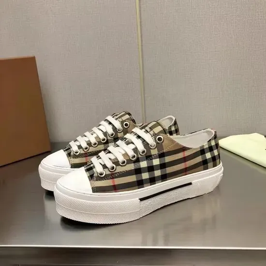 Plaid Pattern High Quality Canvas Fashion Thick Soled Women's Walking Style Shoes