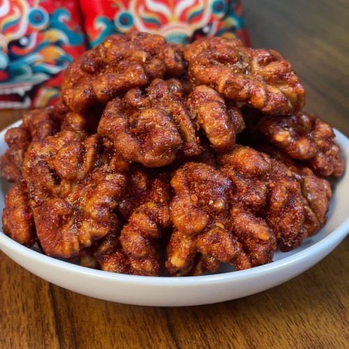 Мягкие пряные ядра грецких орехов