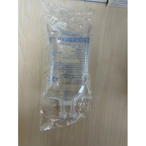 حقن كلوريد الصوديوم 0.9%