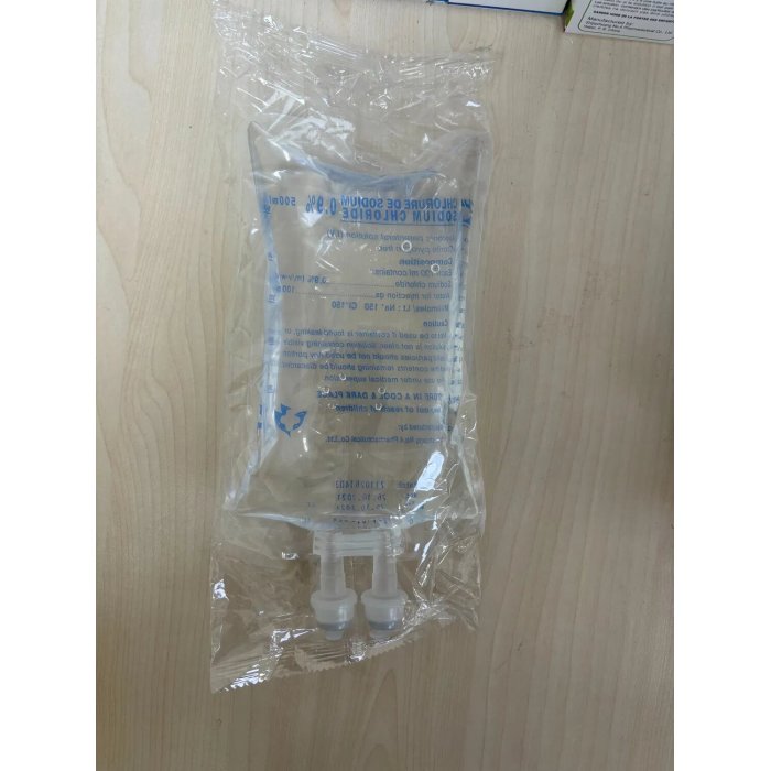 حقن كلوريد الصوديوم 0.9%