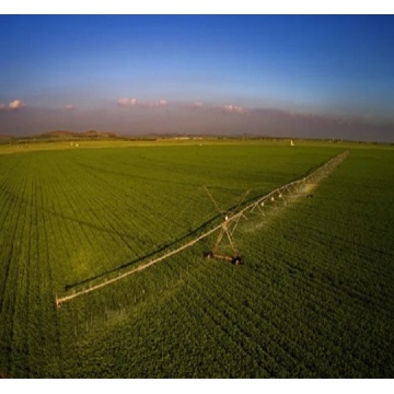 Asprinkler irrigation machine with a plow ditch guidance system that stops automatically and continuously sprays water Aqualine