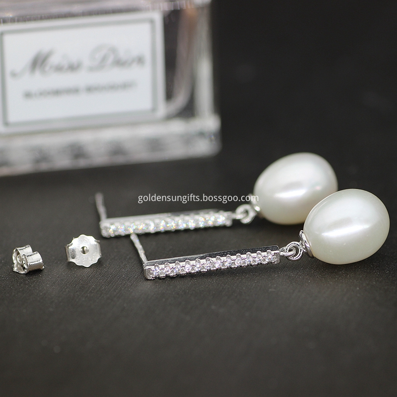 Pearl Earrings