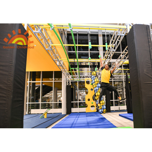 Multiplizieren Sie Ninja Warrior Gym Playground für Erwachsene