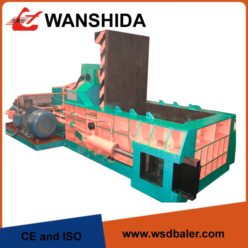 Side push out Baler (2)