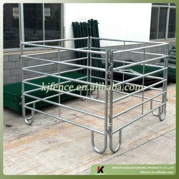 Temporary fence for horse