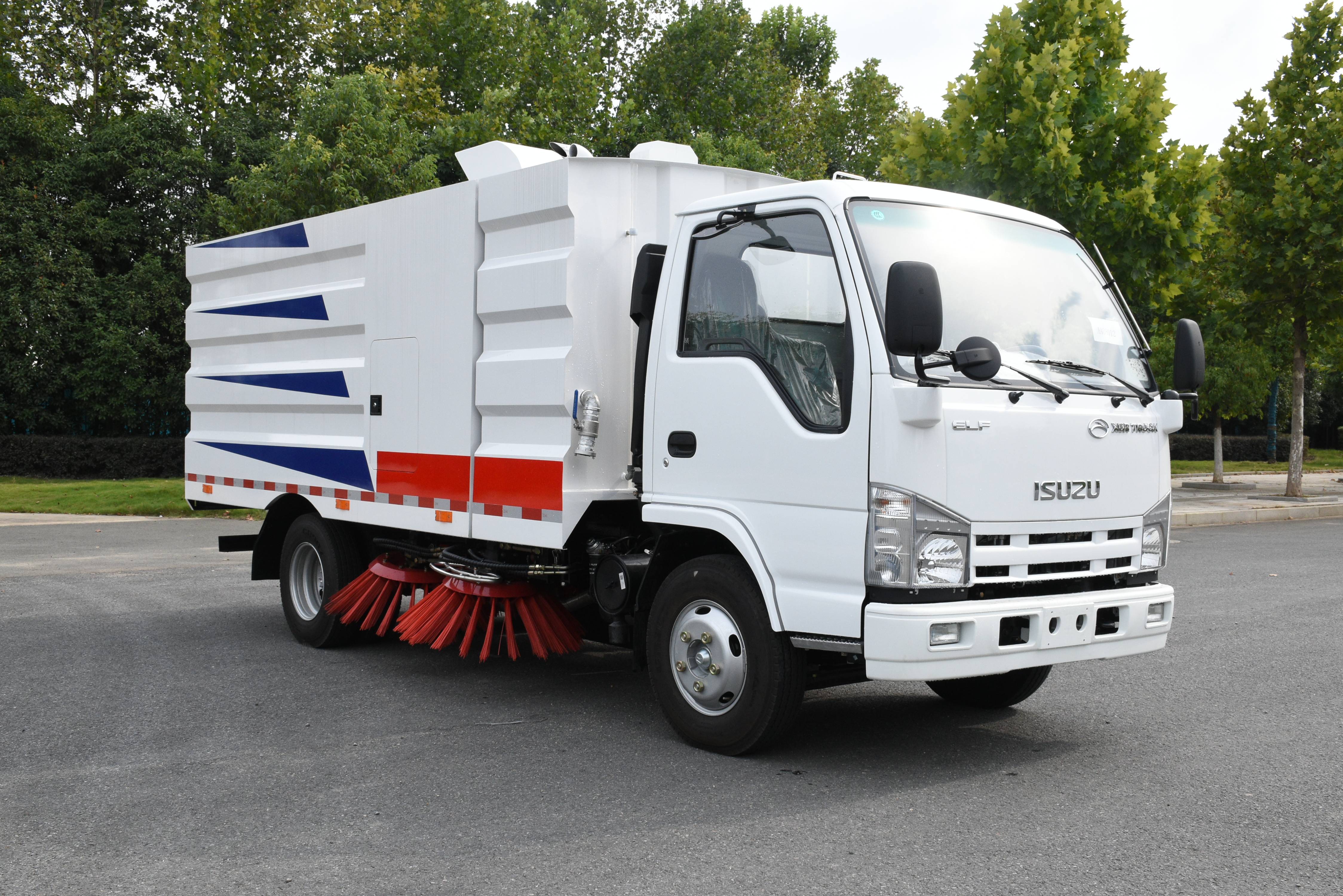 isuzu sweeper (3)