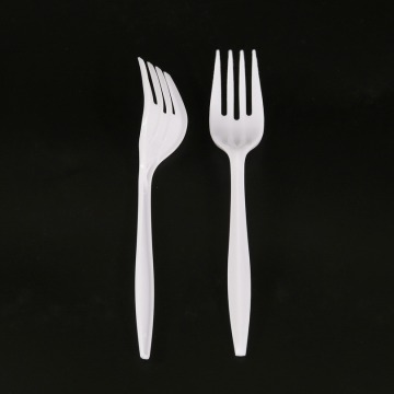 Tacâmuri albe, furculiță, lingură, cuțit pentru mâncare de luat