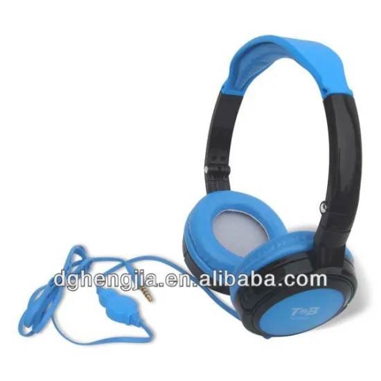 hot new products for 2015 fashion colorful PC headset MP4 MP3 foldable headphone with mic and volume control