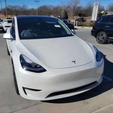 2021 Tesla Model Y Używał samochodu elektrycznego na sprzedaż