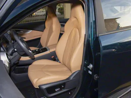 Forthing Xinghai X5 2025:Hot-selling Electric Vehicle Compact SUV with 5-Door 5-Seat &530 km CLTC Pure Electric Range