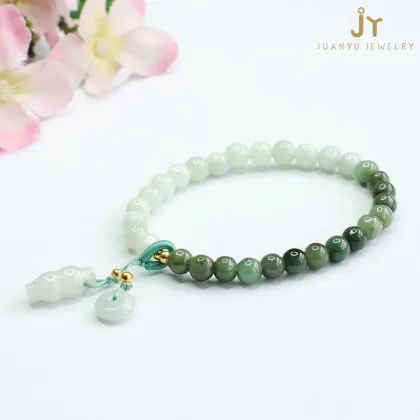 Handcrafted Natural Jade Bracelet: A Fashionable Gemstone Accessory Inspired by Myanmar Green Jade