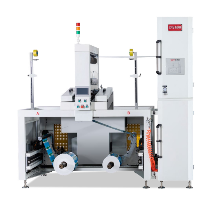 Лейбл с прикладом и автоматическая перемотка