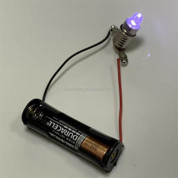 نطاق الجهد المصباح LED E10CAP: 0.9 فولت إلى 1.5 فولت