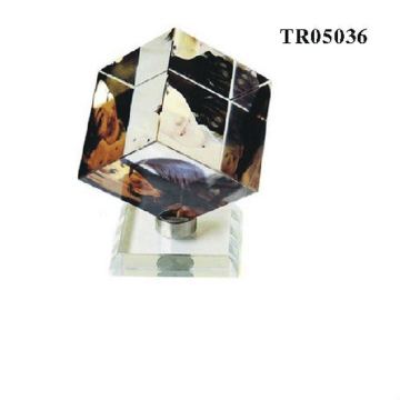 Crystal di decorazione della casa, cristallo in bianco cubico per riscaldamento