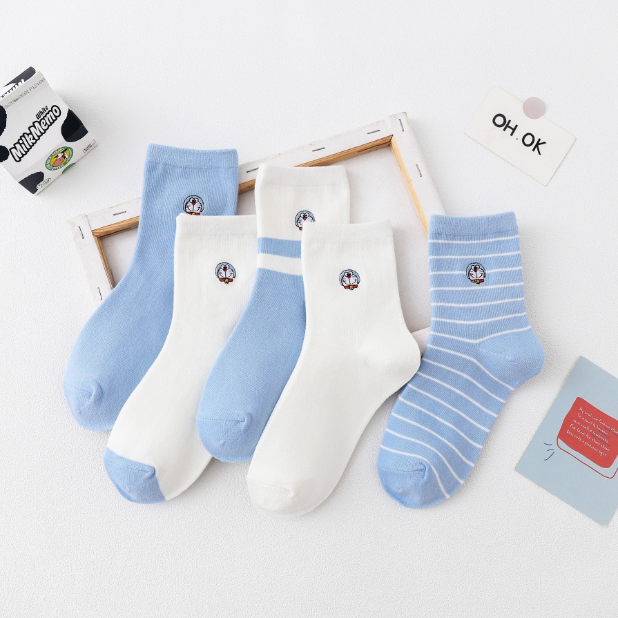 Mga Medyas na Asul at Puting Puting na Inspirado sa Cartoon