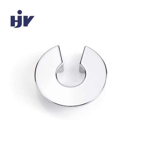 Chrome finger pull Hardware