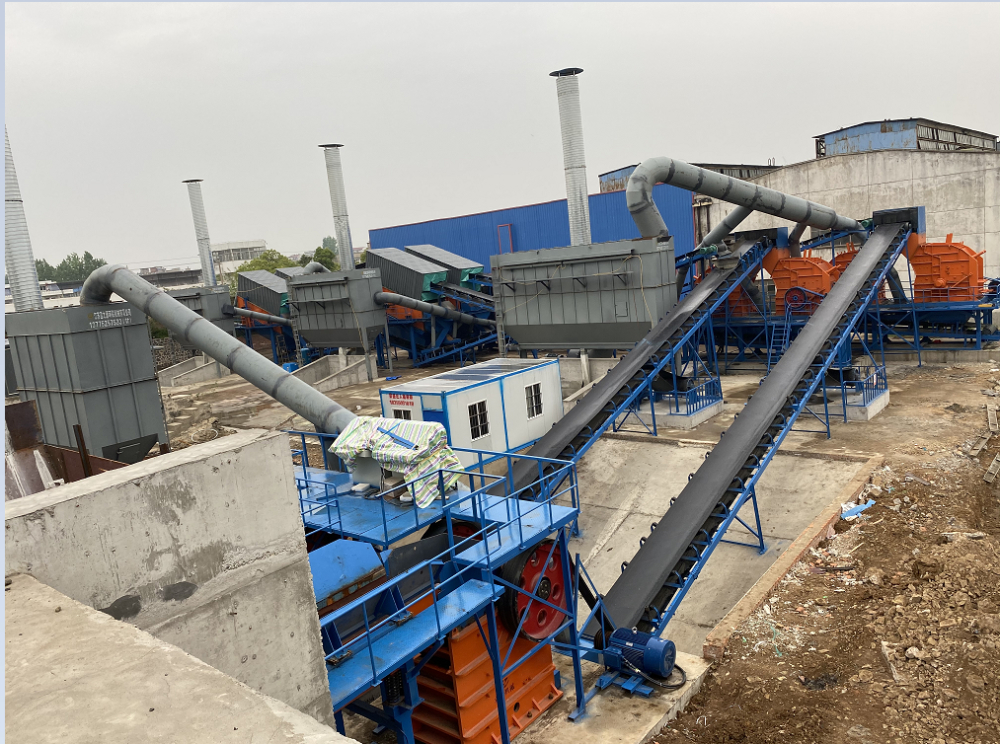 Stone Closed-Circuit Mobile Impact Crusher