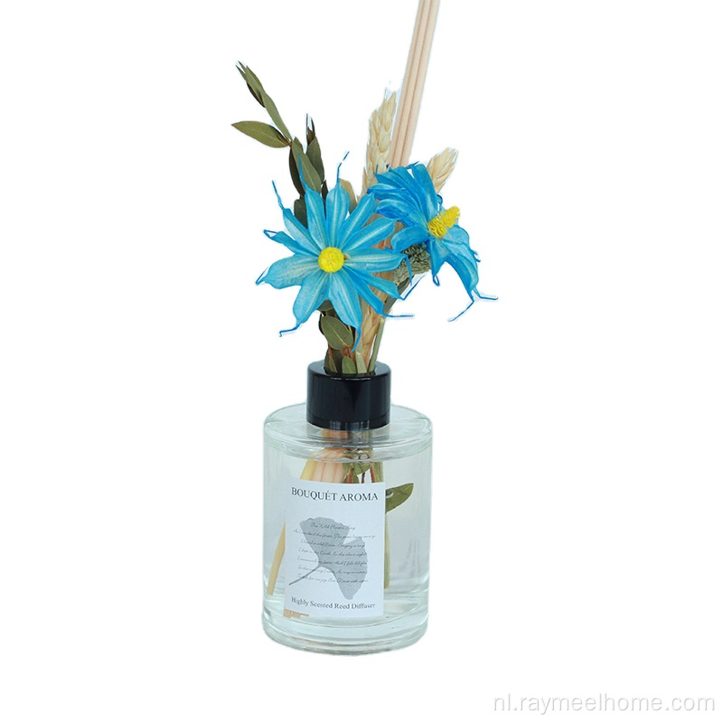 Ronde fles riet diffuser met boeketbloemen