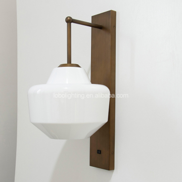 Marriott Fairfield Inn Guestroom King/Queen Room Headboard Wall Lamp