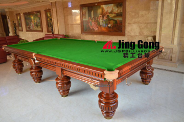 SNOOKER TABLE