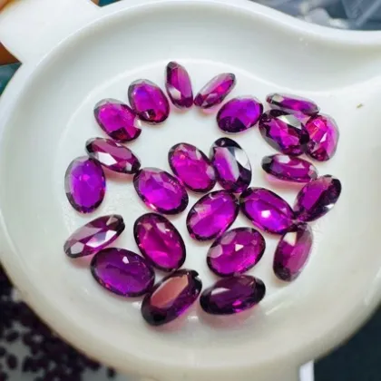 Natural Egg-Shaped Faceted Magnesium Aluminum Purple Garnet