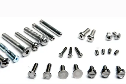 Twin thread wood screws cutting screws