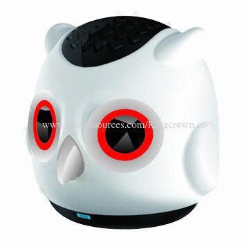 Portable wireless speaker with FM radio/TF card play