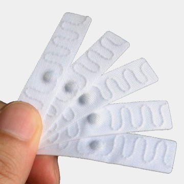 860-960MHz에서 작동하는 고온 저항성 RFID 세탁 레이블 태그