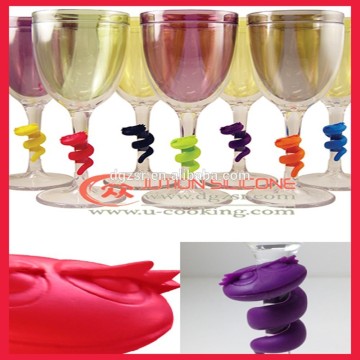 Promotion wine accessories sets silicone wine glass markers