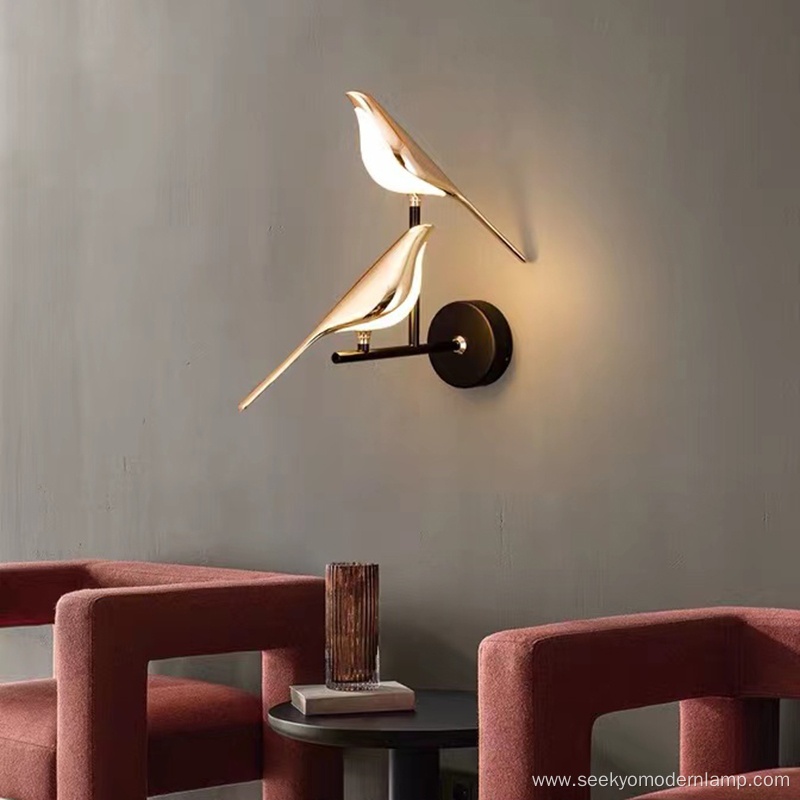 Nordic Modern Bionic Magpie Wall Lamp