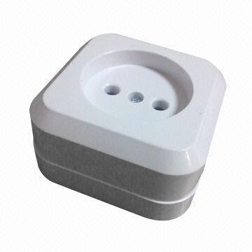 Plug adapter, 16A rated current and 127 to 250V voltage