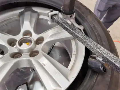 Tire Changer Drop Center Tool