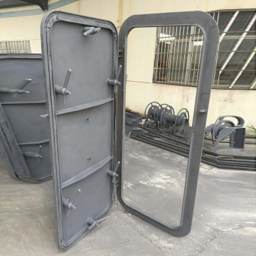 Strong steel door for ship