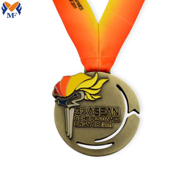 Medalla de antorcha deportiva de metal personalizada