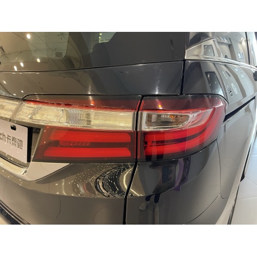 2015 Honda Odyssey 2.4L Elite Edition