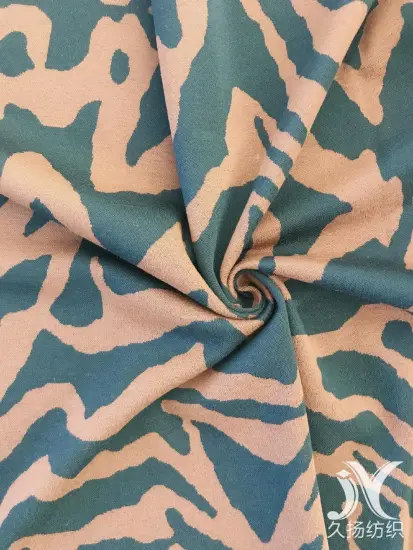 Tiger Stripe Pattern Jacquard Knit Fabric