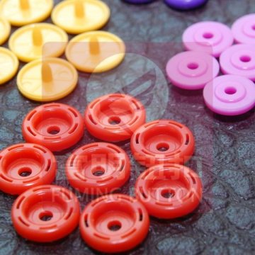 Size 20 snaps for baby nappies