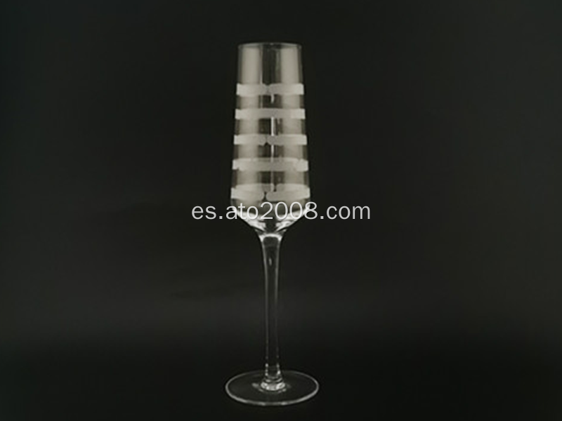 Copa de flautas de champán transparente con grabado