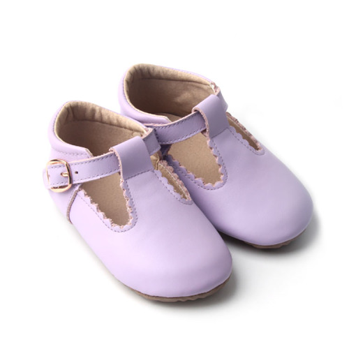 Chaussures habillées Couleur des chaussures de filles