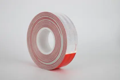 conspicuity markings for vehicle