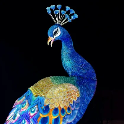 "Peacock Screen" - the perfect fusion of oriental aesthetics and smart technology