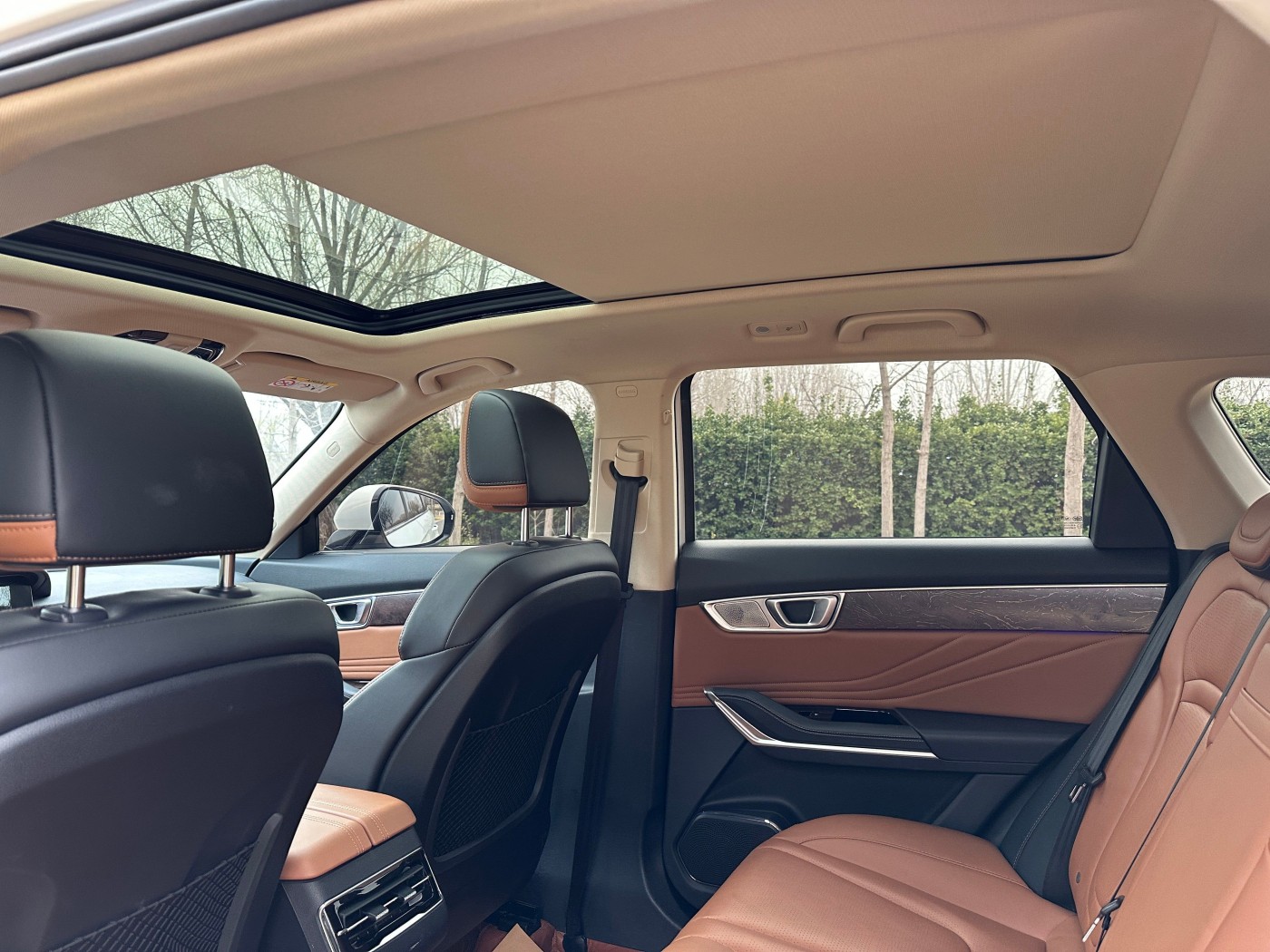 6AT Premium Edition