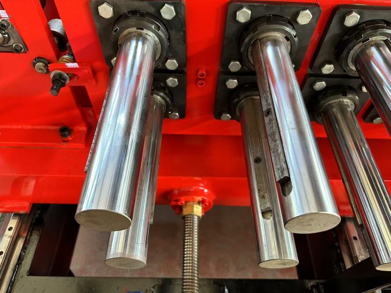 Yiping automatic bridge cover forming machine (with reinforcement)