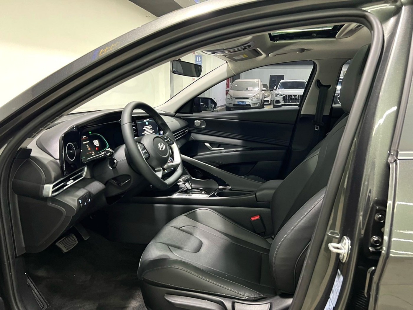 2023 Hyundai Elantra 1.5L