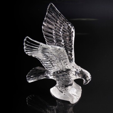Custom Animal Eagle Model Crystal Crafts K9 Glass Gifts for Home Decoration