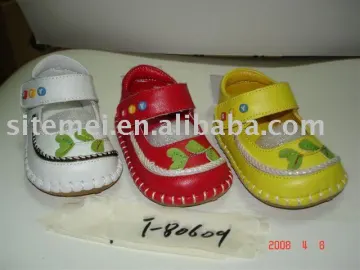 fashion baby shoes