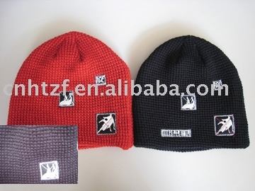100% acrylic knitted beanie with applique embroidery/ tuck stitch knitted hat