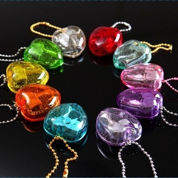 Mini Heart-shaped Keychain Music Box The Phone Pendant Creative Gifts 