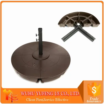 Market Round umbrella stand can be filed with water or sand
