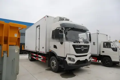 Dongfeng trucks meat transport refrigerated truck